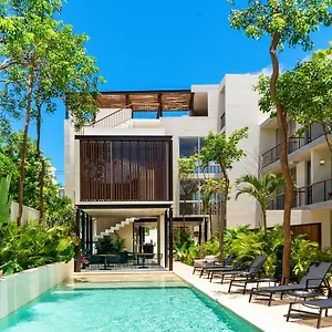 Private Pool And Roof For 3 In La Veleta Apartamento